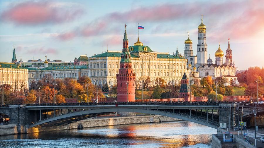 Vista para o Kremlin, em Moscou - yulenochekk/Getty Images/iStockphoto
