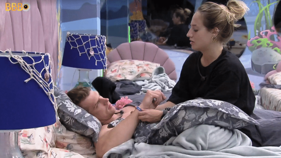 BBB 23: Bruna conversou com Cristian boa parte do dia - Reprodução/Globoplay