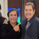 Tom Cavalcante posta foto com Faustão e Kaká - undefined