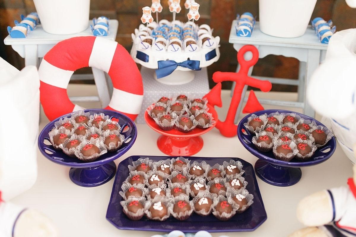 trufas e bombons festa urso marinheiro - Marcelo Rezende e Rodrigo Eduardo/Divulgação