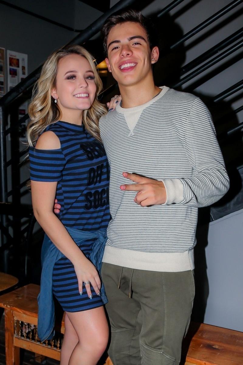 A atriz Larissa Manoela e o ator Thomaz Costa não se desgrudaram durante o musical - Manuela Scarpa/Brazil News