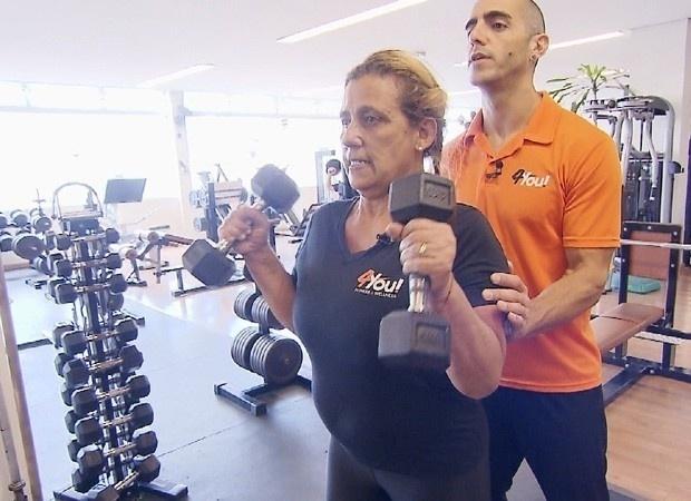 Rita continua fazendo dieta e exercícios físicos para se manter em forma: "Perdi  12 quilos e quero perder mais três. Quero subir na balança e marcar 60 quilos" - Reprodução/Record