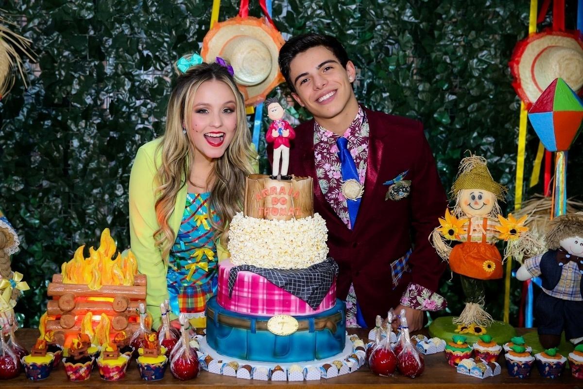Thomaz Costa comemora aniversário com festa junina realizada no Espaço Aya, em São Paulo. O ator de "Carrossel", que completou 17 anos, dançou quadrilha com a ex-namorada, Larissa Manoela - Manuela Scarpa/Brazil News