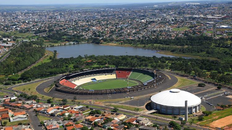 Imagens aérea do Parque do Sabiá e da Arena Sabiazinho, que viraram destino de shows internacionais - Futel - Futel