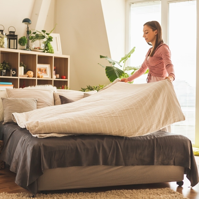 Quarto de casal decorado com inteligência artificial