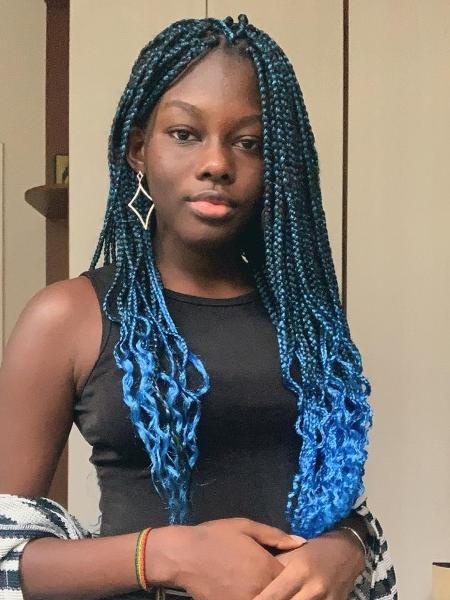 A adolescente Fatou Ndiaye usou a fama após caso de racismo para disseminar conhecimento e história da África para jovens nas redes sociais - Arquivo pessoal