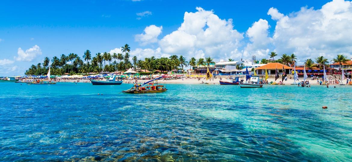 Um dos destinos mais queridos do litoral brasileiro, Porto de Galinhas já se prepara para a retomada do turismo no pós-pandemia - Getty Images