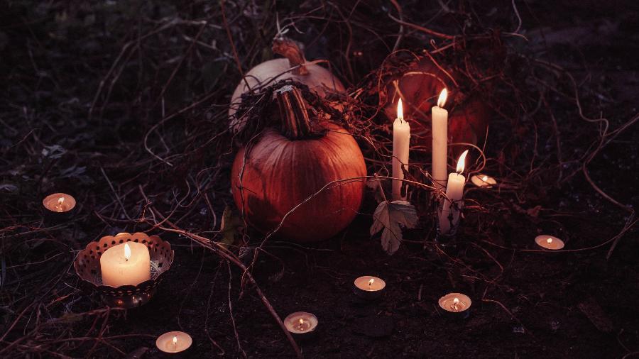 Conheça Samhain, o Ano Novo das Bruxas  - Freestocks