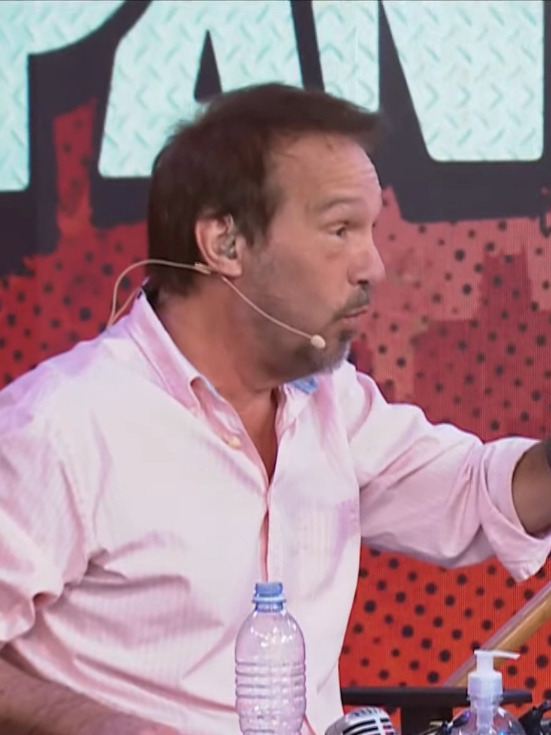 Pânico: Emílio Surita brinca com GloboNews após Bolsonaro inelegível