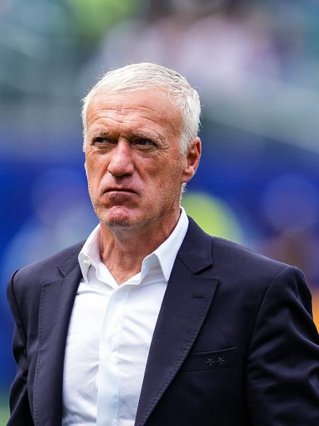 Didier Deschamps disse que cobra forte os jogadores da França