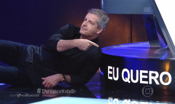 10.jan.2015 -  Ao todo, quinze participantes, com idades que variam entre 9 e 15 anos, se apresentaram no "The Voice Kids" deste domingo. Vindos de diversas regiões do País, os aspirantes ao estrelato da música nacional, cantaram música sertaneja, pop, MPB, em português ou inglês - Reprodução/TV Globo
