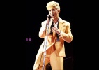 Jornal do Vaticano elogia "rigor artístico" de David Bowie - Reprodução/YouTube