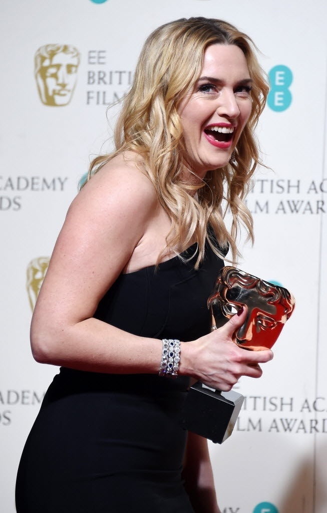 Kate Winslet leva o Bafta 2016 na categoria melhor atriz coadjuvante por sua atuação em "Steve Jobs" - EFE