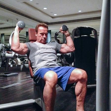 Arnold Schwarzenegger revela alguns exercícios que fazia para ter braços fortes - Reprodução do Instagram @schwarzenegger