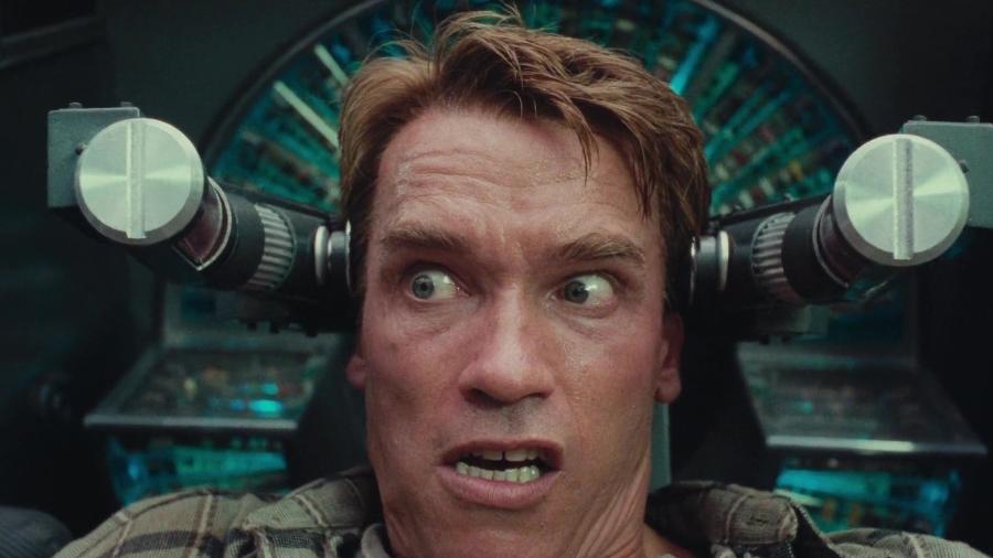 Arnold Schwarzenegger em "Vingador do Futuro" - Divulgação