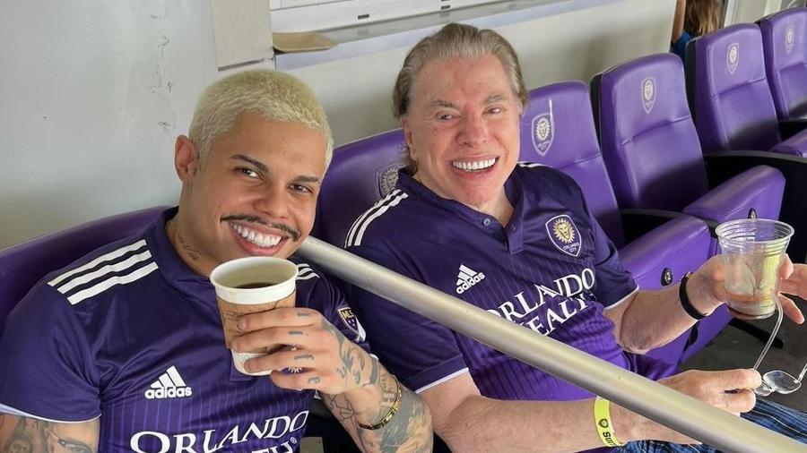 Silvio Santos se diverte com drinks em Orlando enquanto Tiago desiste do "BBB 22" - Instagram