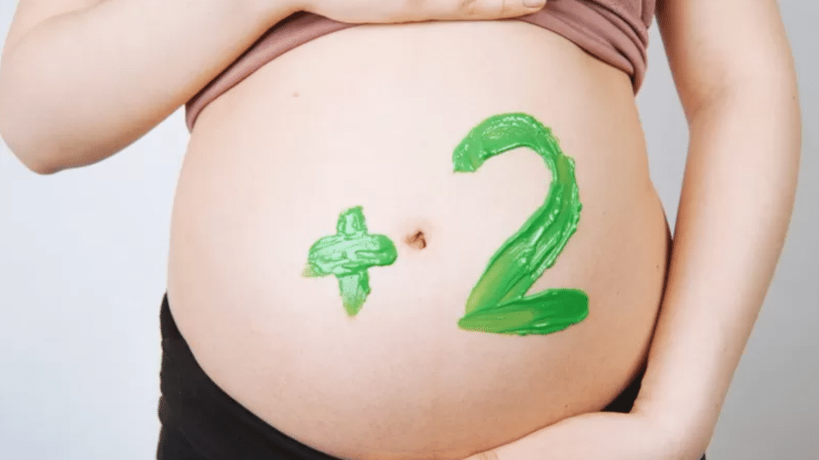 Uma gravidez de mais de um bebê é tecnicamente chamada de gestação múltipla - CRISTALOV via BBC News Brasil