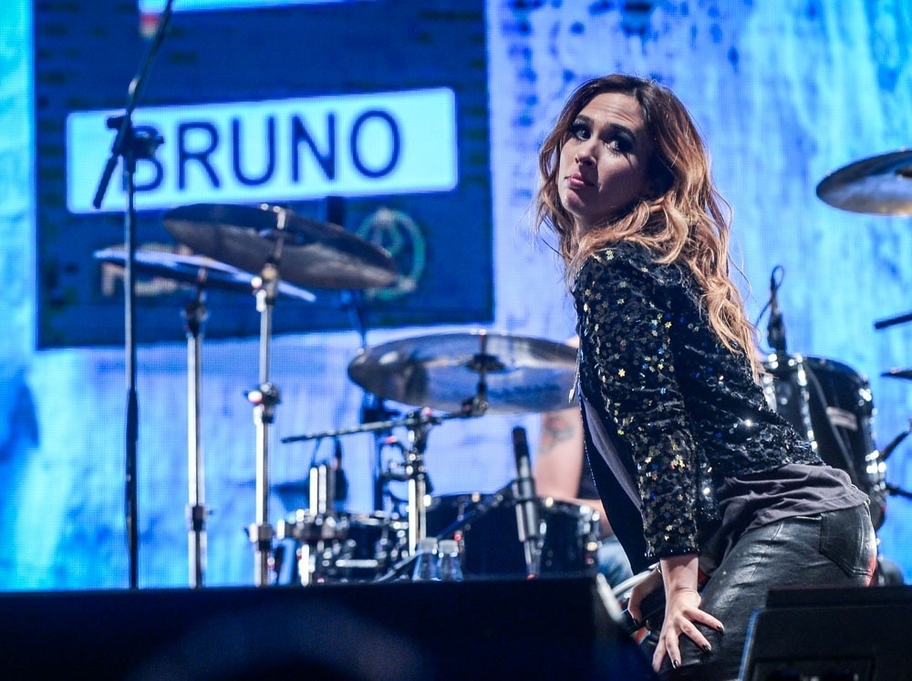 5.jul.2015 - Formada por Tatá Werneck, Maurício Meirelles, Murilo Couto, Marco Gonçalves e Nil Agra, a Banda Renatinho tocou para o público do parque do Ibirapuera, em um show gratuito, neste domingo (5). O show faz parte do festival Risadaria, que reúne nomes do stand-up comedy em uma programação que vai até dia 26 de julho. - Francisco Cepeda/AGNews-SP