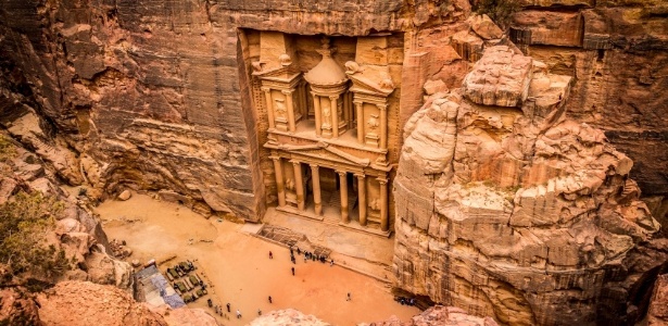 Petra e seu edifício Al-Khazneh estão entre os principais destinos turísticos da Jordânia - Getty Images