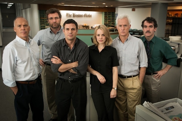 Cena do filme "Spotlight - Segredos Revelados" que mostra a investigação de um grupo de jornalistas sobre os escândalos de pedofilia na Igreja Católica dos EUA - Divulgação