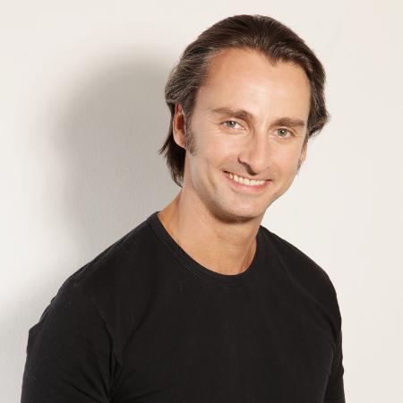 O ator André Dias - Andrea Rocha/Divulgação - Andrea Rocha/Divulgação