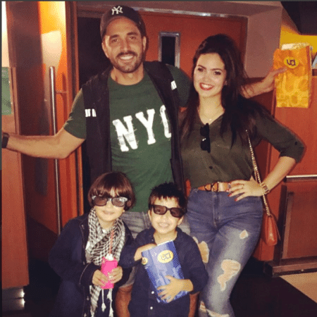 Latino com Suzanna, Bernardo e Matheus, seus filhos - Reprodução/Instagram/latino