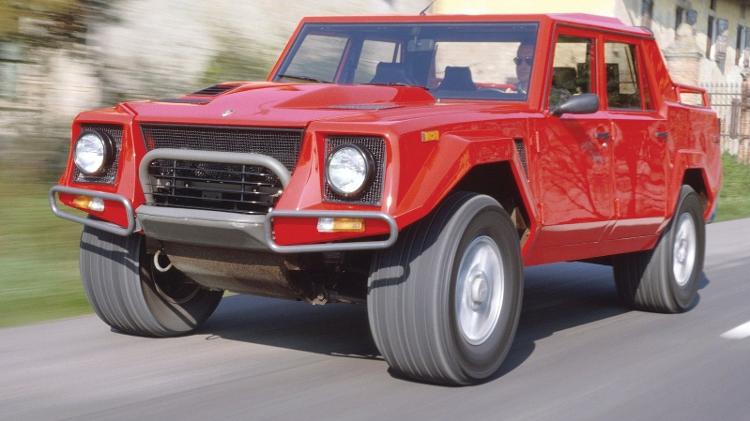 Enquanto isso, na Europa.... - Página 35 Lamborghini-lm-1986-1512398787094_v2_750x421