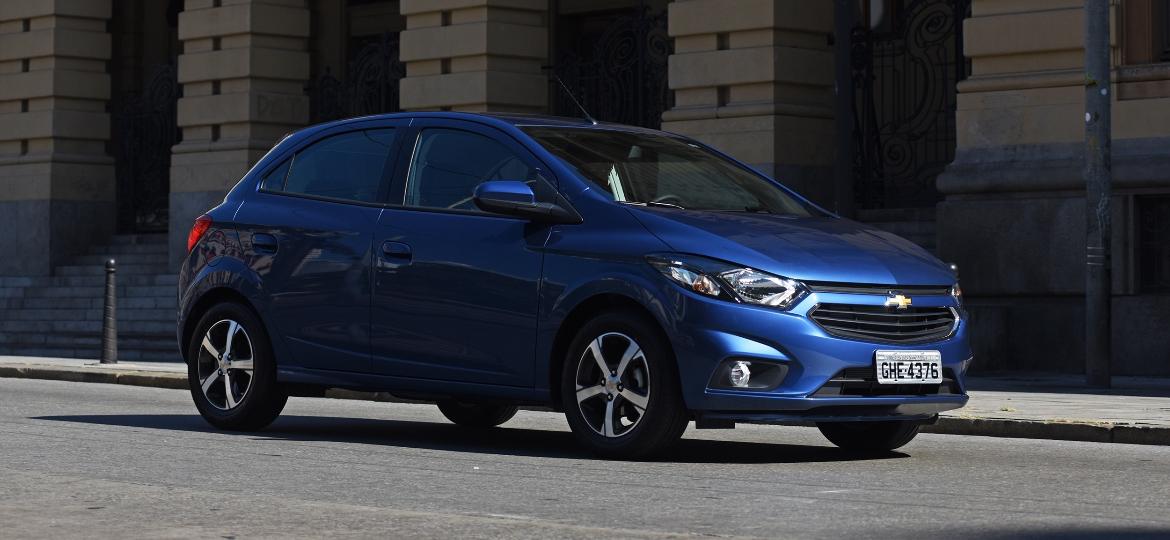 Testamos o Chevrolet Onix LTZ. Há dois anos o carro mais vendido