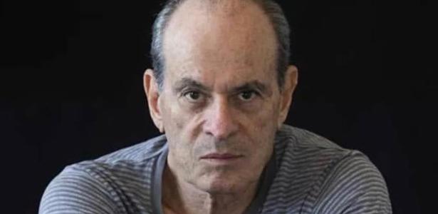 'Continuo lutando' | Ney Matogrosso critica 'autoritarismo' no governo Bolsonaro
