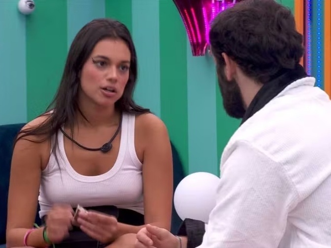 Alane diz que conversar com Davi é perigoso: 'Sabe jogar com as palavras'