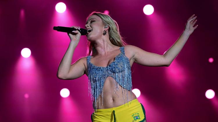 14.set.2024 -  Zara Larsson se apresenta no Palco Mundo durante o segundo dia do Festival Rock In Rio 