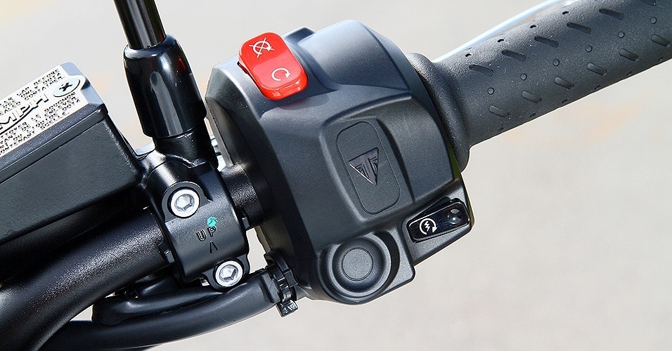 Triumph Tiger 800 XR 2016 - Mario Villaescusa/Infomoto