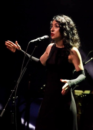 26.abr.2016 - Marisa Monte durante show de inauguração do São Paulo Expo - Marcos Ribas/Brazil News - Marcos Ribas/Brazil News