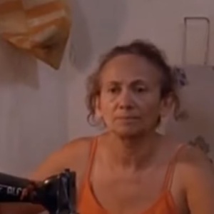 Zezita Matos em cena do filme "O Céu de Suely" - Reprodução - Reprodução