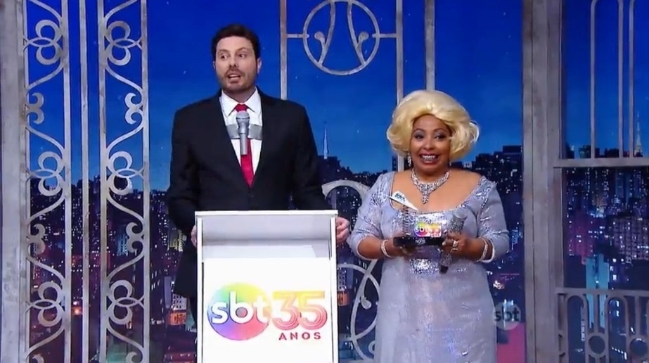 18.ago.2016 - Danilo Gentili apresenta "The Noite" especial 35 anos do SBT - Reprodução/SBT