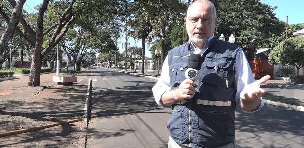 Luiz Carlos Azenha grava em Assunção para o "Jornal da Record" - Record/Divulgação - Record/Divulgação
