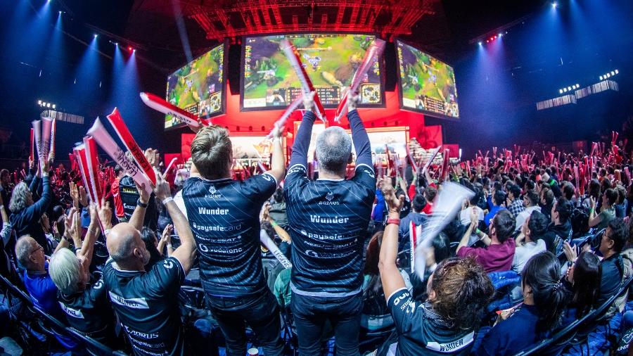Mundial League of Legends 2019 já passou por Alemanha e Espanha; partida decisiva será na França - Divulgação/Riot Games