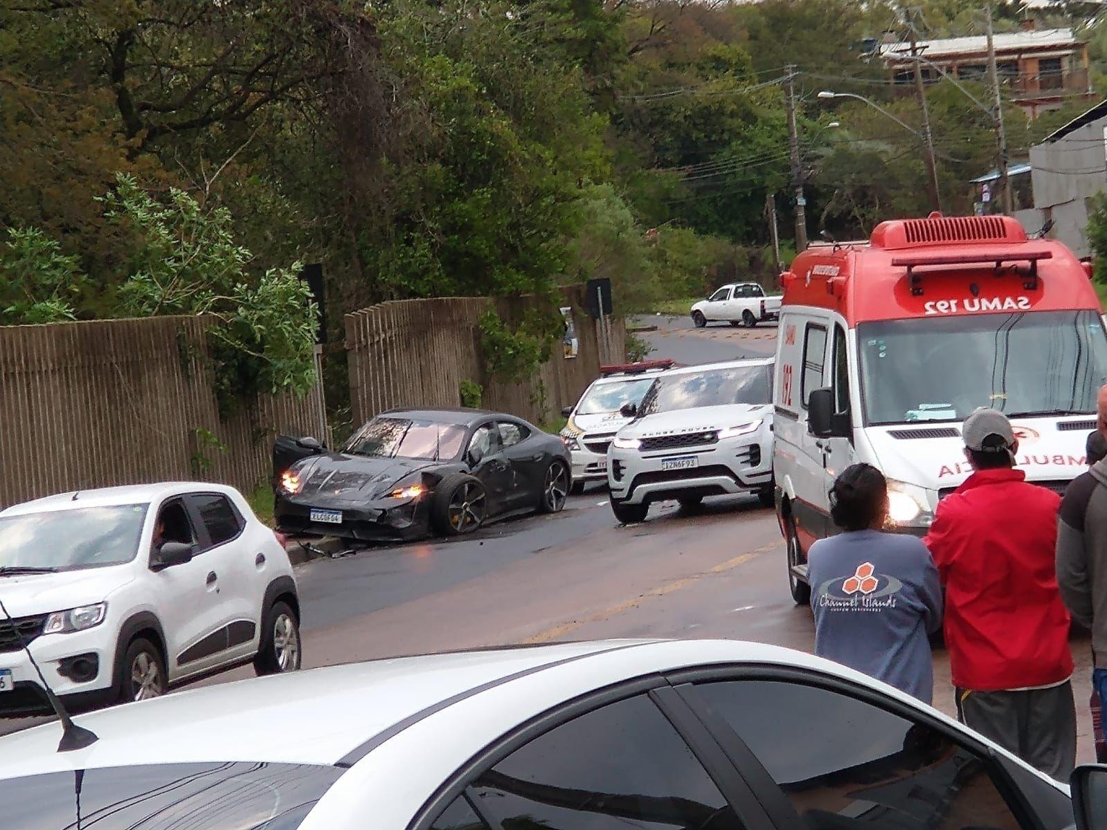 Porsche Taycan Turbo S de Guerrero - Reprodução/Twitter