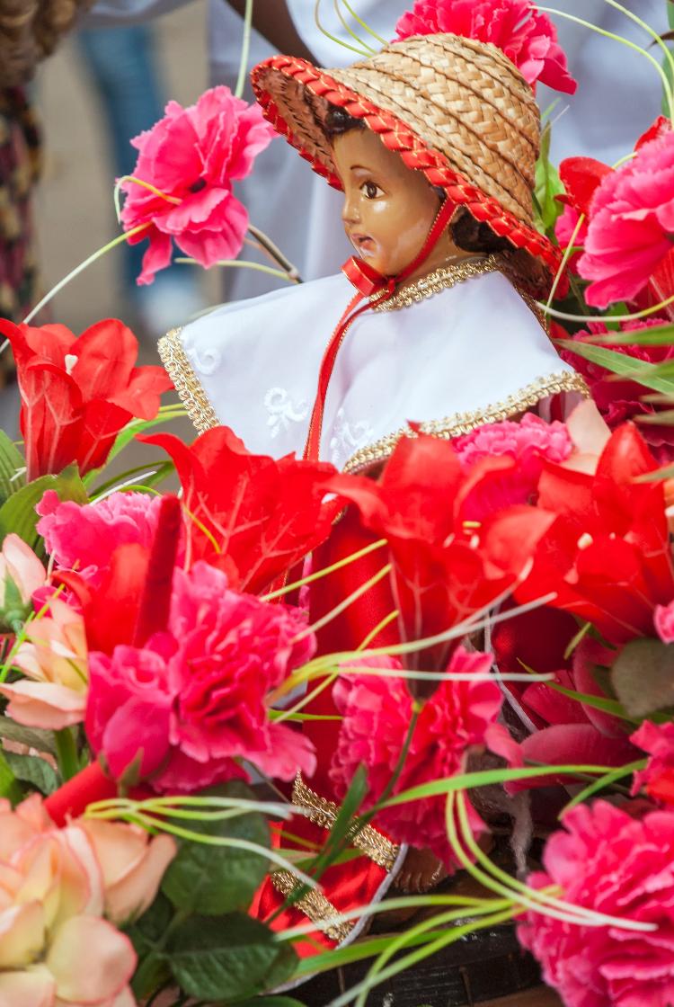 A imagem de São João Batista durante as festividades juninas em San Juan de Curiepe