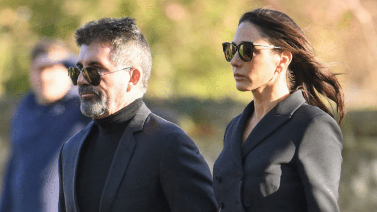 Simon Cowell, ex-empresário de Liam Payne e jurado do X-Factor britânico, chega ao funeral do músico