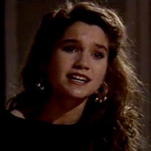 Flávia Alessandra estreou na TV em "Top Model" (1989) após participar de um concurso no "Domingão do Faustão" - Reprodução/TV Globo - Reprodução/TV Globo