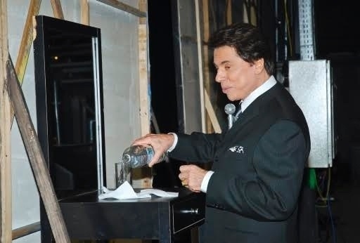 25.nov.2016 - Silvio Santos nos bastidores de seu programa no SBT - João Passos/Arquivo pessoal