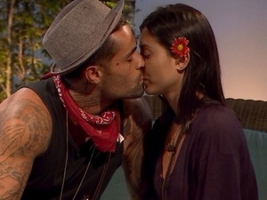 Fagner e Raissa ficaram juntos no "De Férias com o Ex" - Reprodução/MTV - Reprodução/MTV