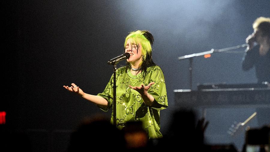 Billie Eilish durante abertura de sua turnê "Where Do We Go?", em Miami - Getty Images