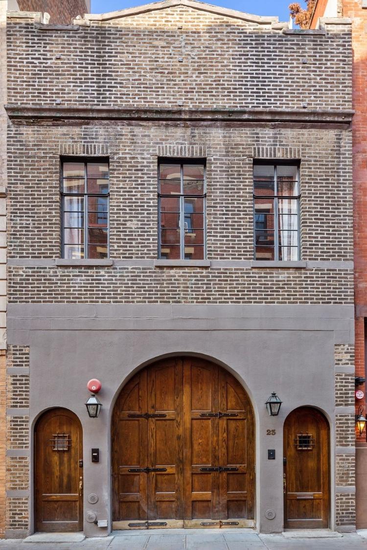 A icônica residência de Taylor Swift em Cornelia Street, no West Village, Nova York