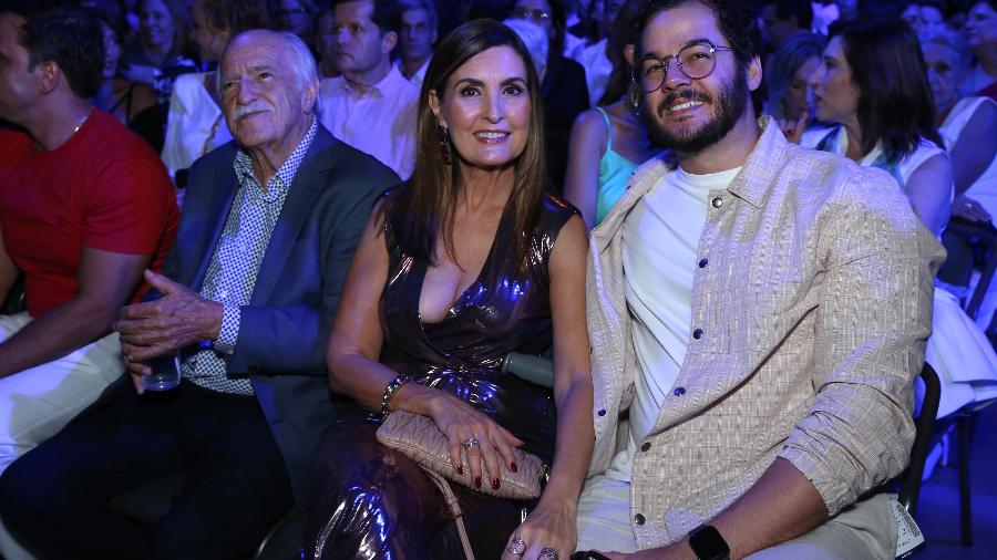 Fátima Bernardes e Túlio em gravação do especial do Roberto Carlos