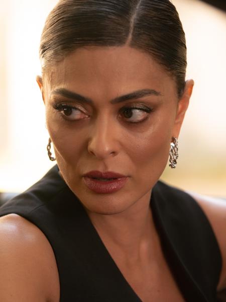 Juliana Paes em cena de "Vidas Bandidas"