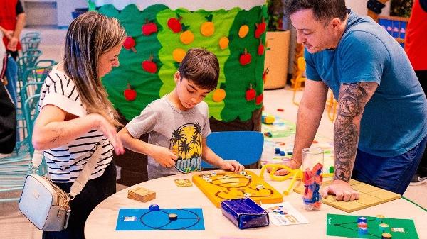 Atividade no Shopping West Plaza Atividade no Shopping West Plaza