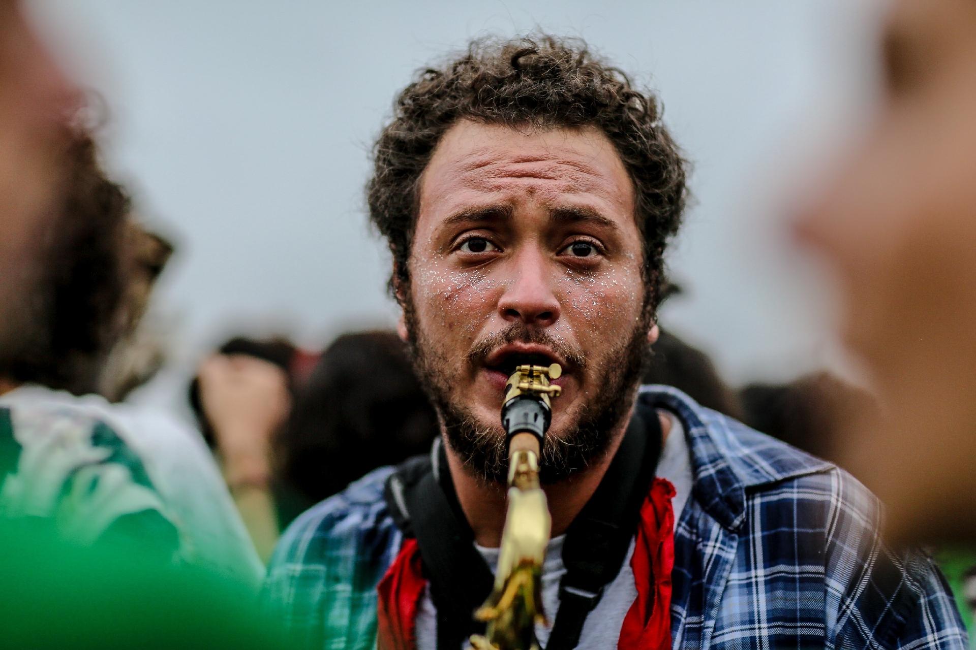 Carnaval canábico: "Bloco do Manjericão" anima último dia de Carnaval em BH - CRISTIANE MATTOS/FUTURA PRESS/ESTADÃO CONTEÚDO