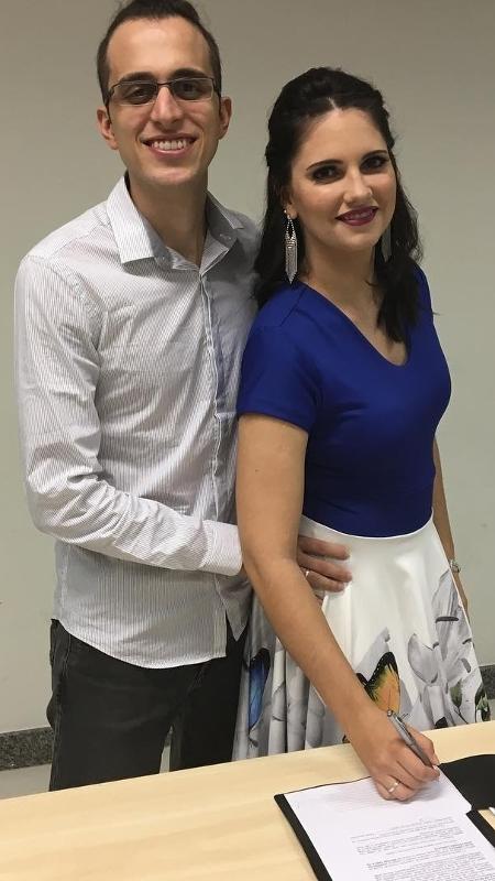 Sergio Aversan, terceiro filho de Gretchen, se casou com a psicóloga Rafaella Cecconelo - Reprodução / Instagram